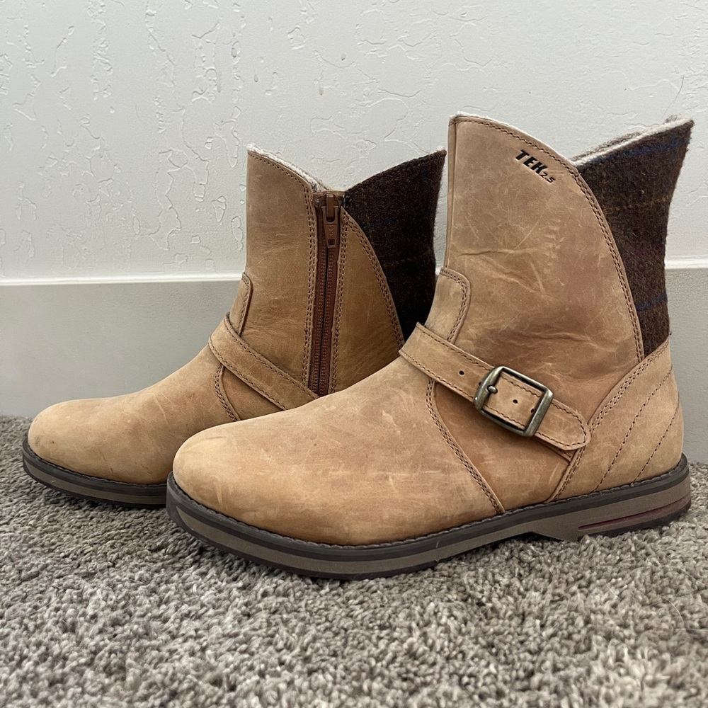 L.L. Bean Brown Leather Winter Boots
